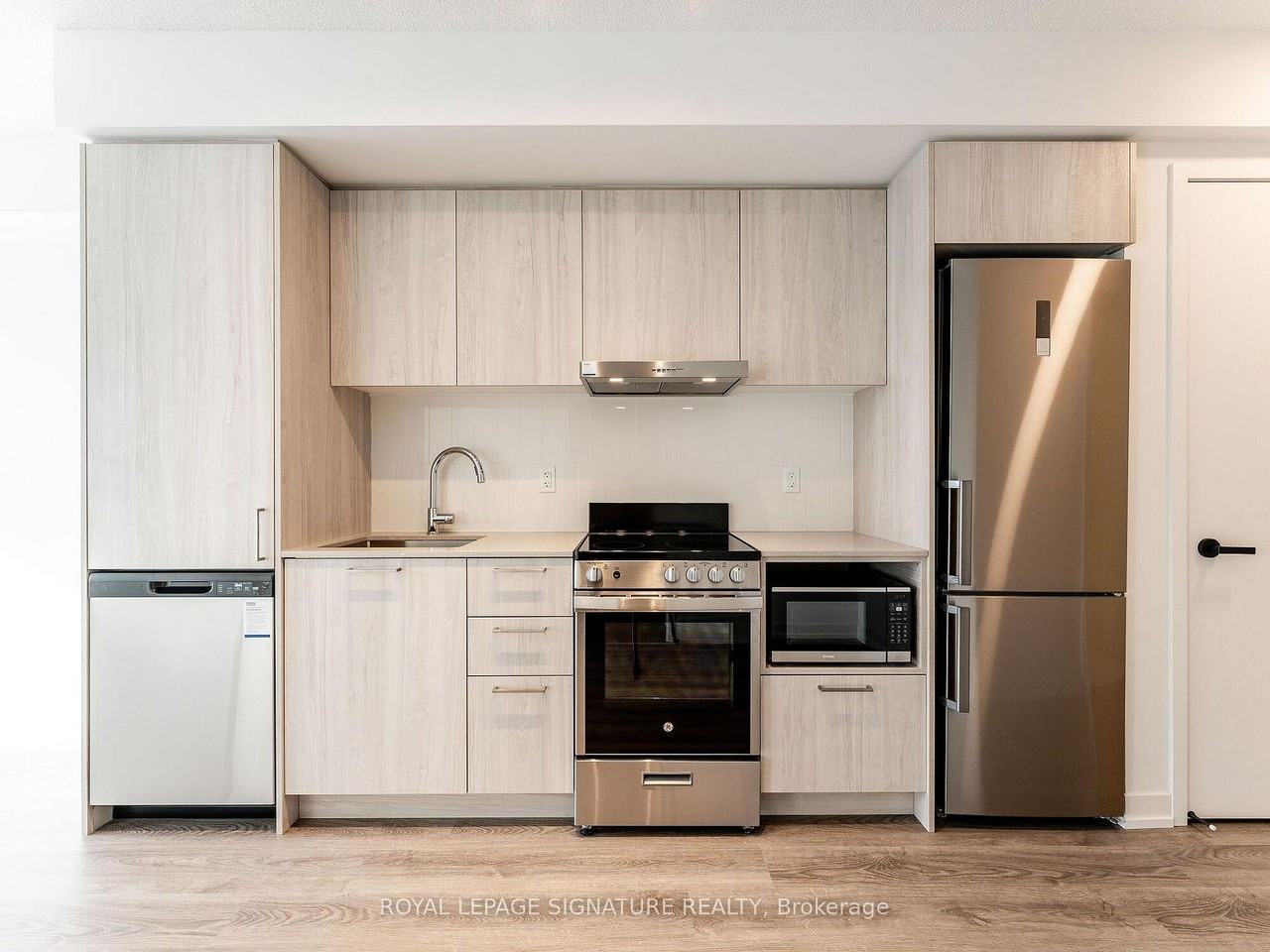 195 Commerce Street #1607 - Photo 6 of 16