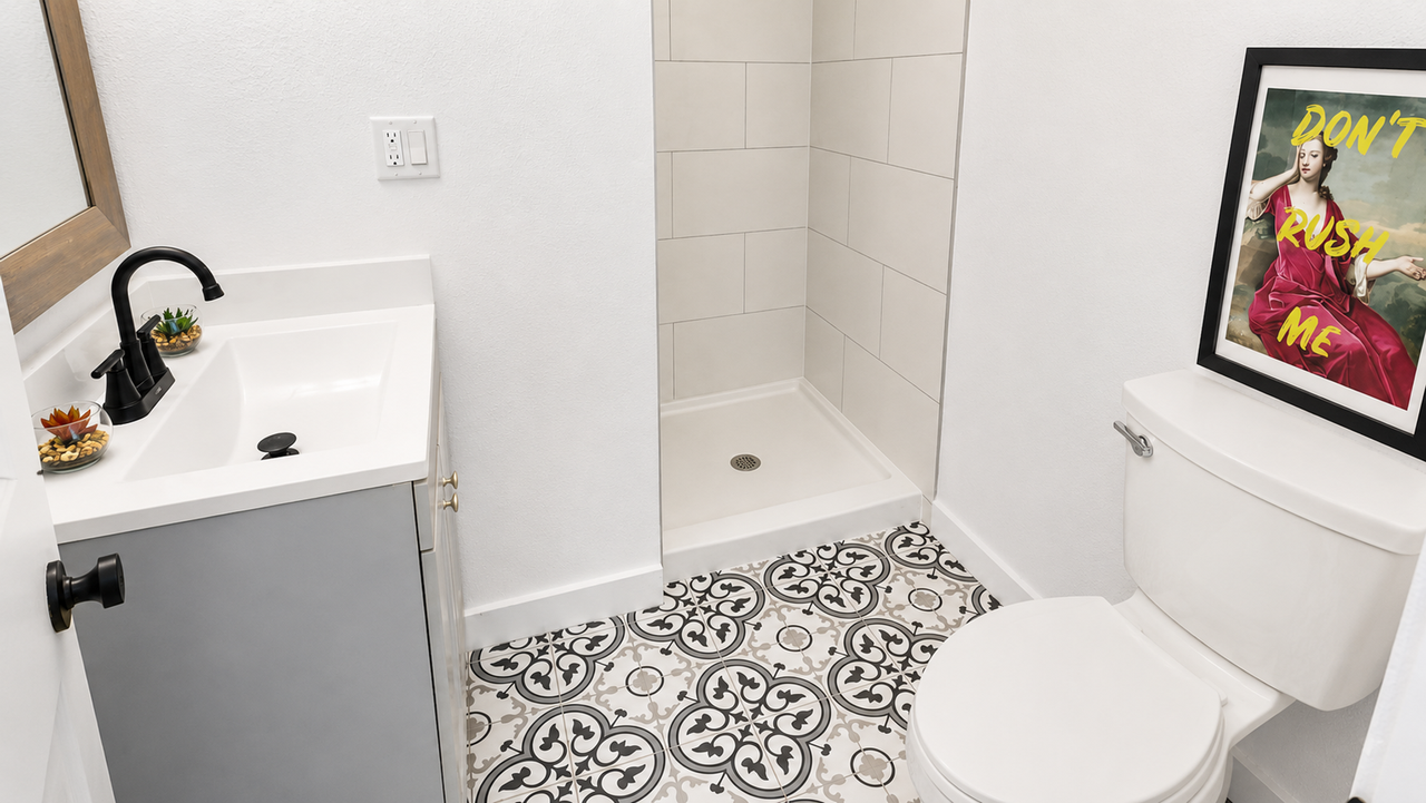 Adams Apartments - Photo 5 of 21