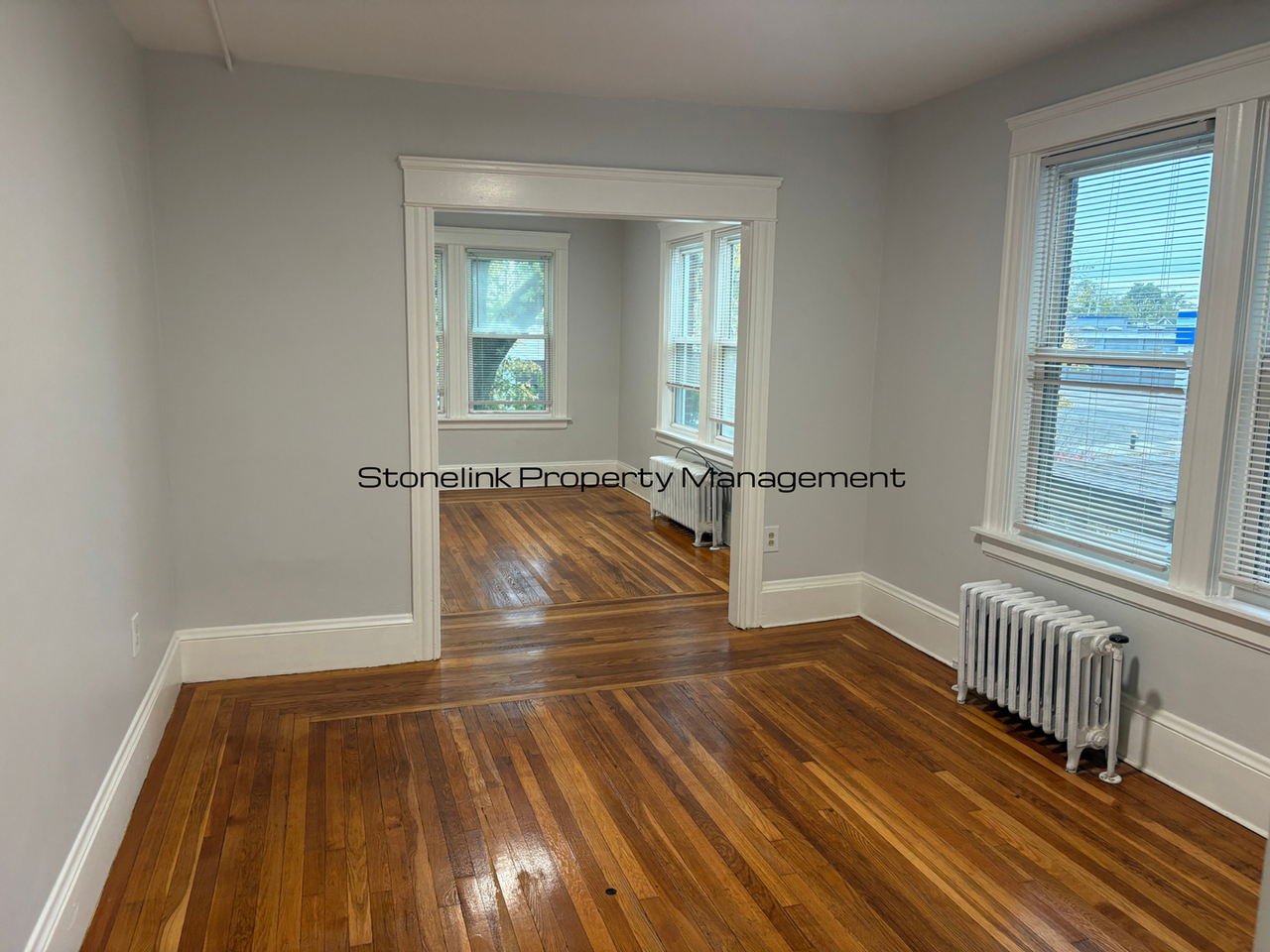 654 Elmwood Avenue - Photo 4 of 18