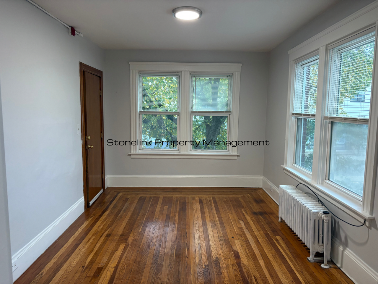 654 Elmwood Avenue - Photo 7 of 18