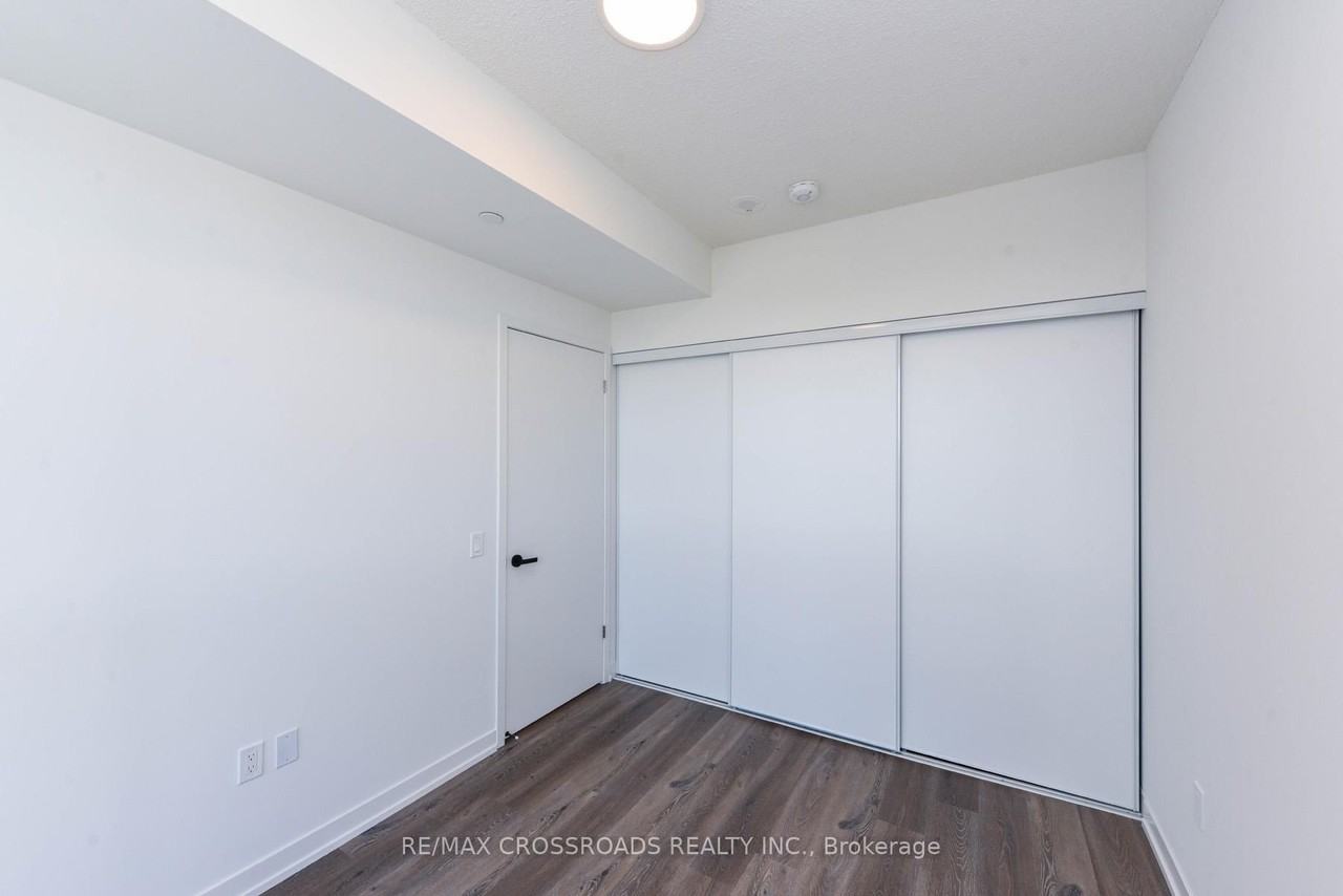 225 Commerce Street #2003 - Photo 6 of 12