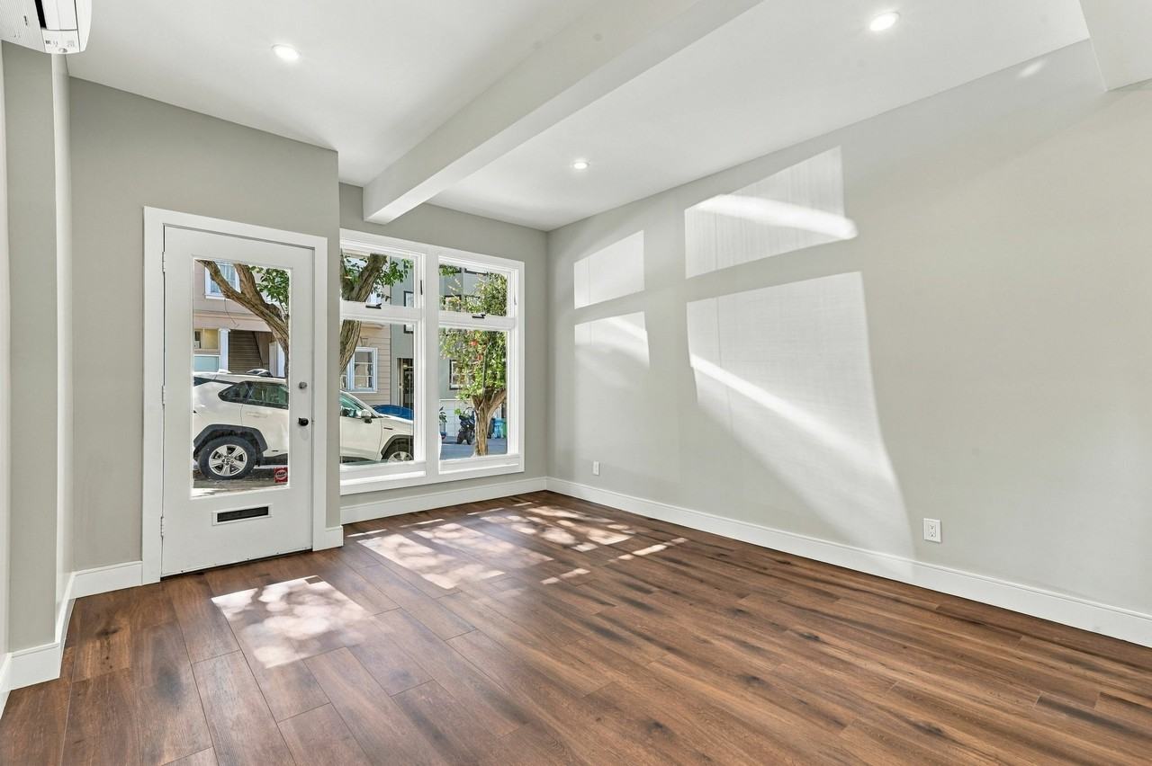 420 Union St - Photo 4 of 26