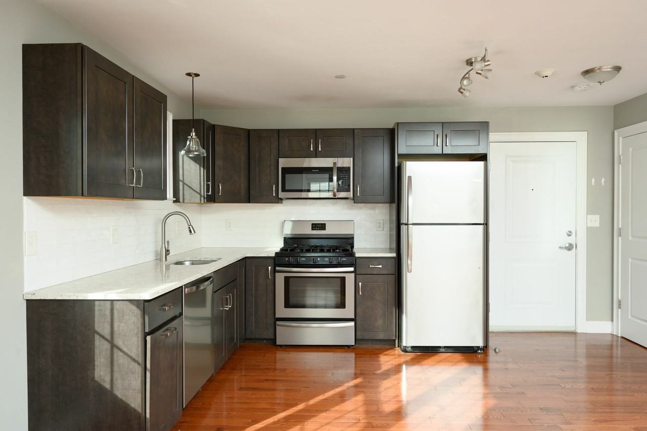 278 Washington St #5 - Photo 2 of 7