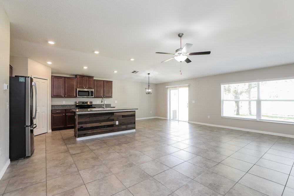 7005 Trent Creek Dr - Photo 3 of 16