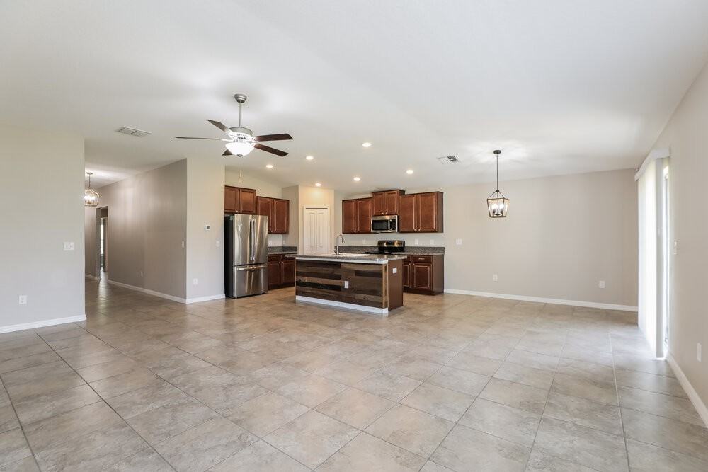 7005 Trent Creek Dr - Photo 4 of 16