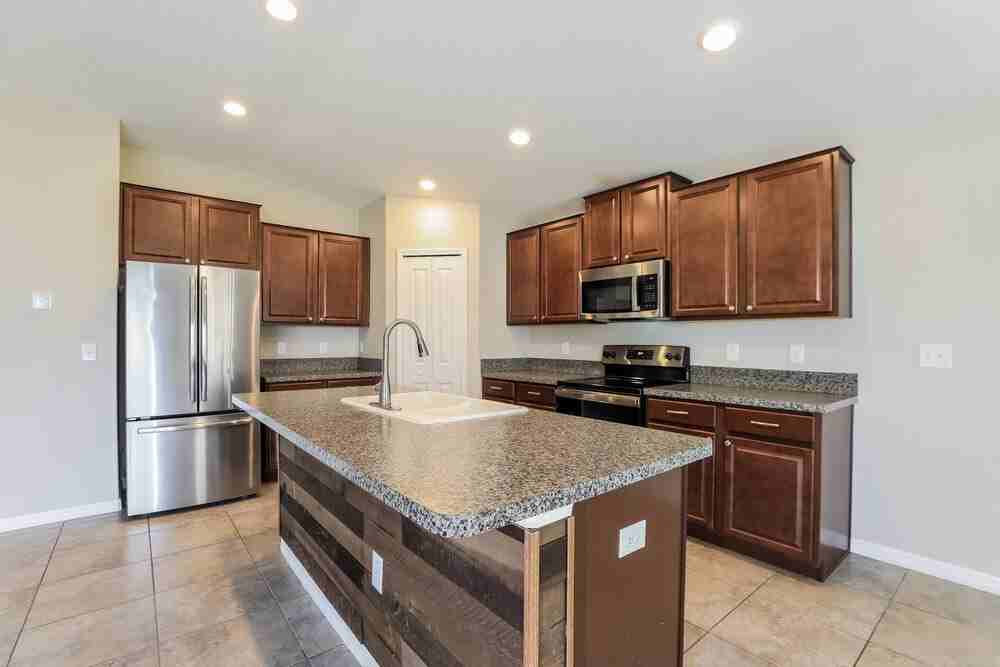 7005 Trent Creek Dr - Photo 7 of 16