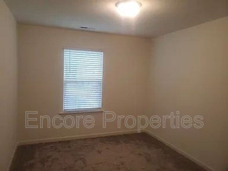 210 Summer Ranch Dr - Photo 5 of 13