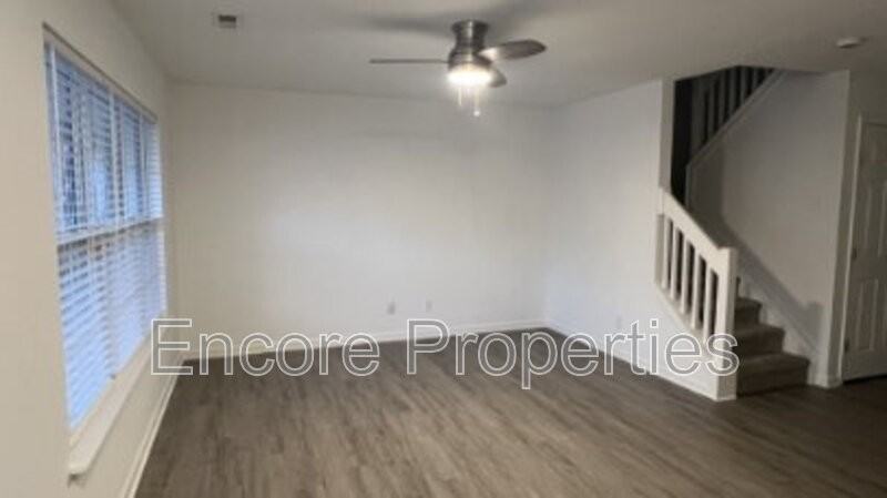 253 Malamute Ln - Photo 3 of 11