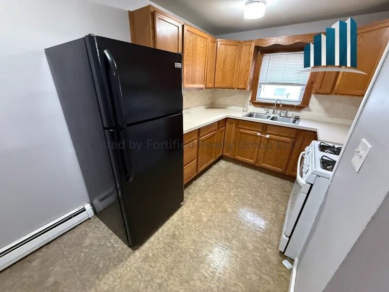 73 Brown St #1 - Photo 6 of 20