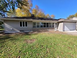 featured image of 4939 N Meade St