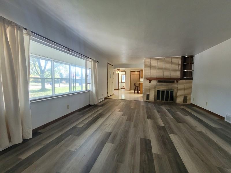 4939 N Meade St - Photo 7 of 9