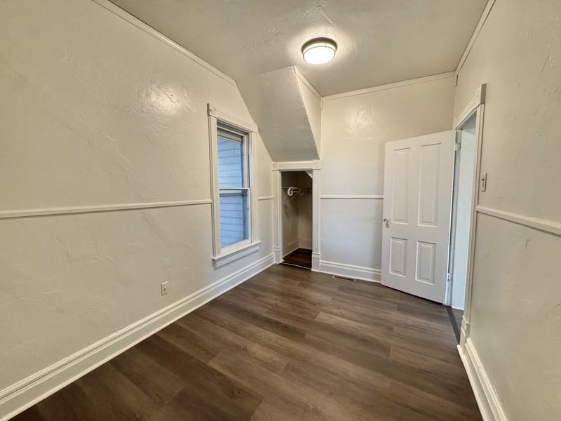 100 N Winnebago St - Photo 5 of 14
