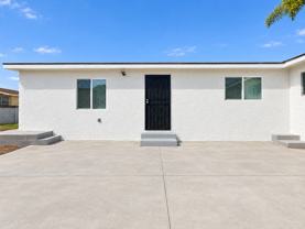 1526 1/4 W 105th St #B - Photo 1 of 1