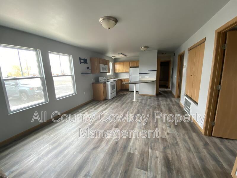 415 Mitchell St - Photo 5 of 6