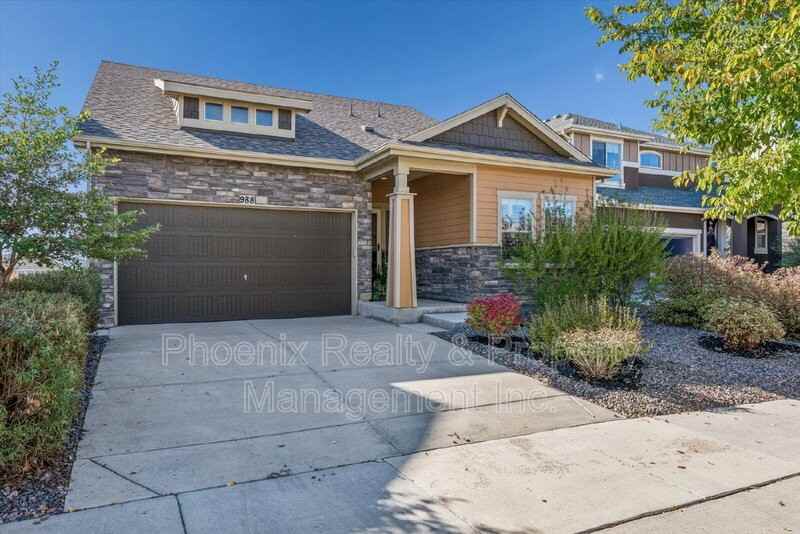 988 Auburn Dr - Photo 2 of 16
