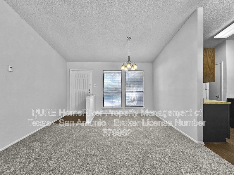 8618 Berrywest Ct - Photo 5 of 21