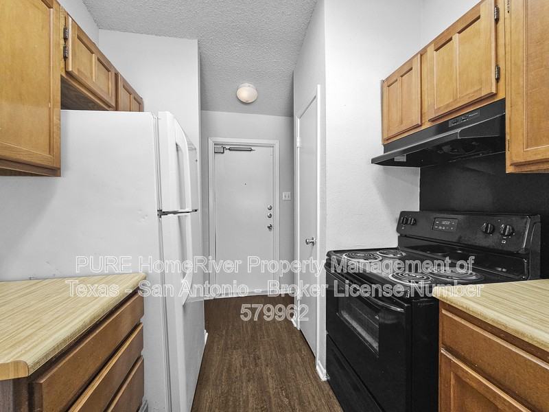 8618 Berrywest Ct - Photo 6 of 21
