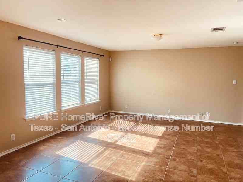 14815 Wilmington - Photo 4 of 13