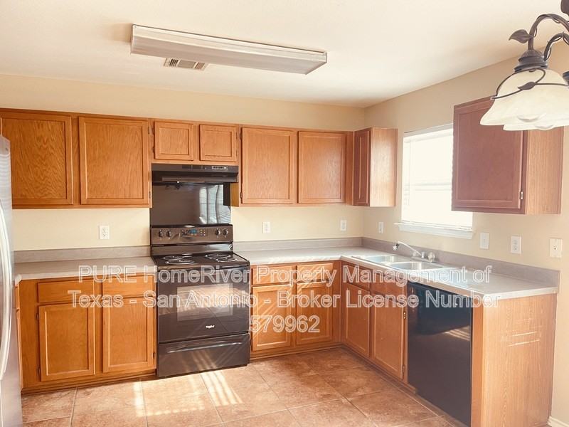 14815 Wilmington - Photo 5 of 13