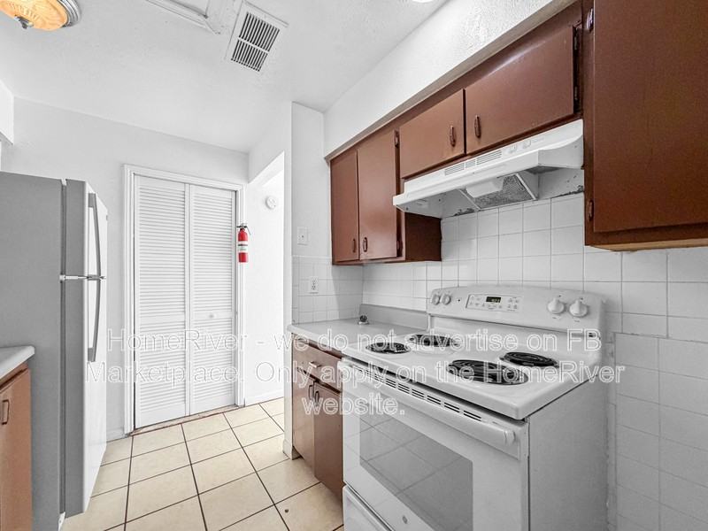 4126 Corsair Ave - Photo 7 of 20