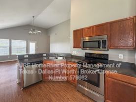 313 Charleston Dr - Photo 1 of 1