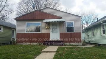 featured image of 2622 N Dearborn St