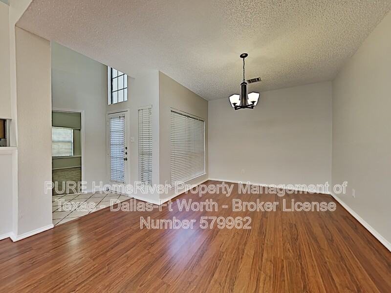 343 Alex Dr - Photo 3 of 15