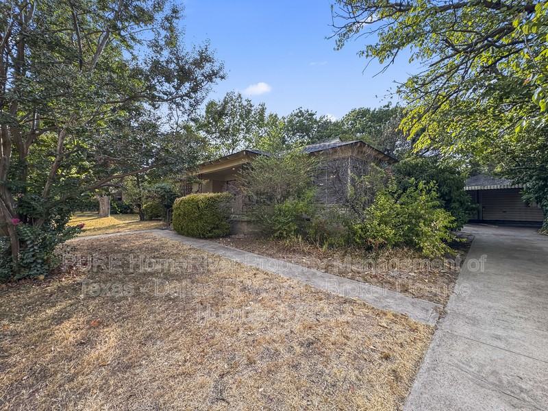 2627 Wynnewood Dr - Photo 2 of 23