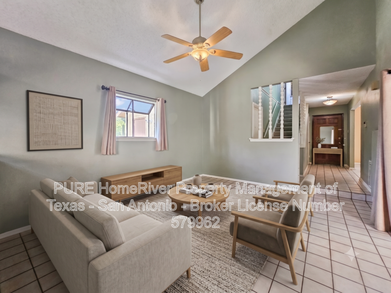 8823 Wellesley Manor Dr - Photo 2 of 23