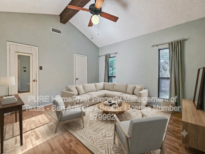 8823 Wellesley Manor Dr - Photo 3 of 23