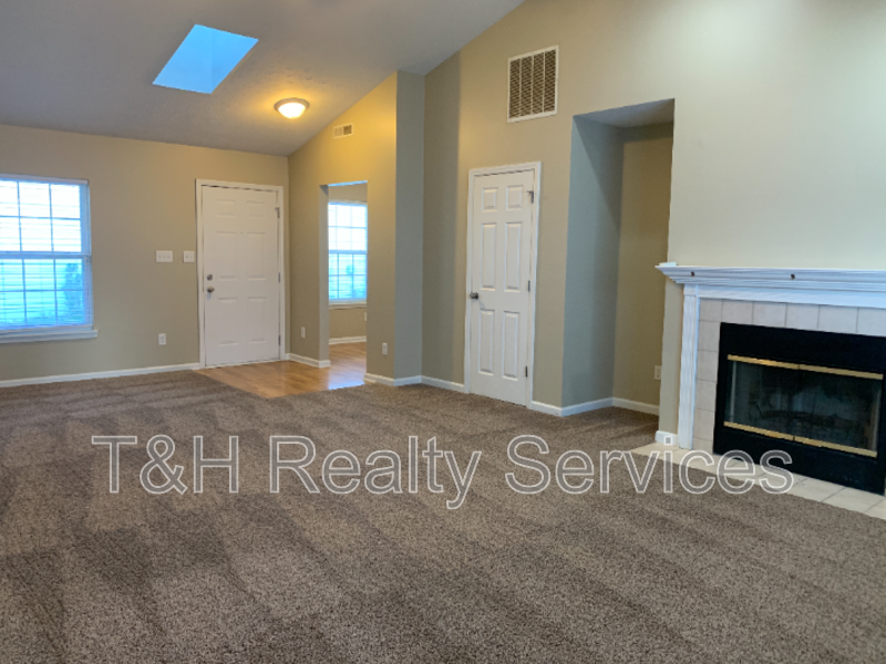 2643 Dawnlake Dr - Photo 6 of 24