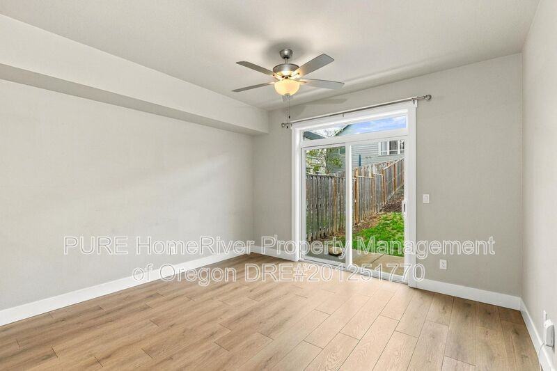 1657 Ne Cascadia Ridge Dr - Photo 5 of 19