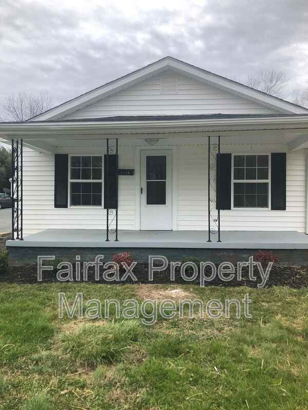 1118 Walnut St - Photo 2 of 16