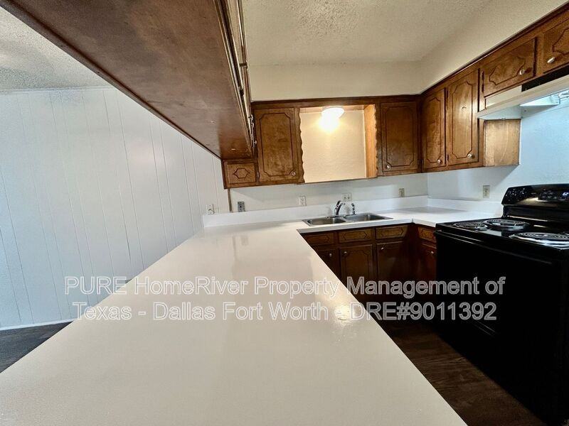409 Cousins Ln - Photo 7 of 22