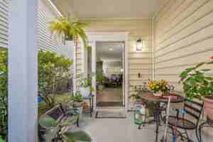 featured image of 13 Paddington Ln