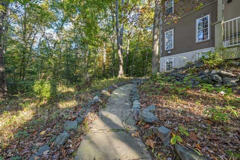 47284 Grandview Pl - Photo 7 of 33