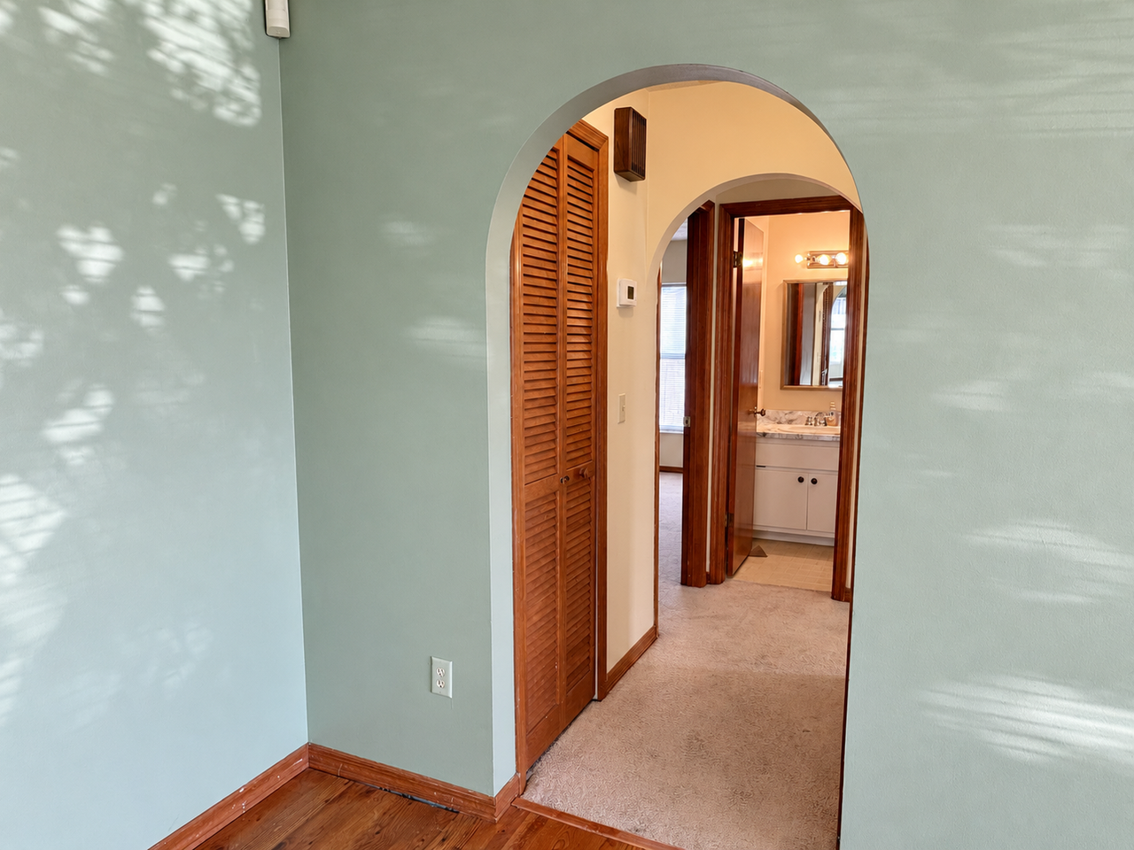 6012 Sunset Blvd - Photo 5 of 17