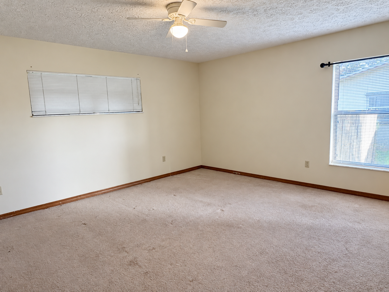6012 Sunset Blvd - Photo 6 of 17