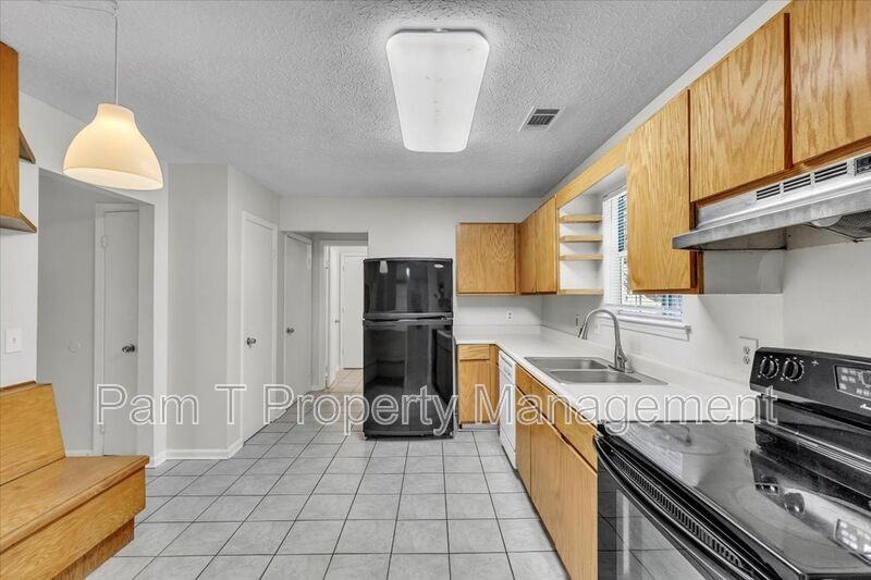 4 Gunpowder Ct - Photo 5 of 34