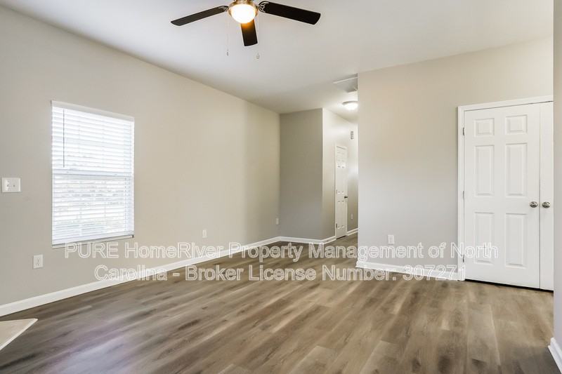 4607 Hoppers Dr - Photo 2 of 19