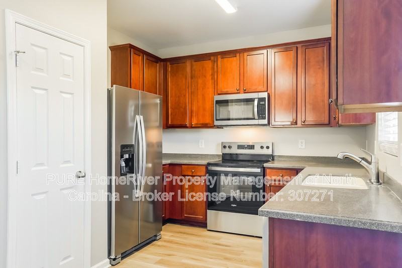 4607 Hoppers Dr - Photo 6 of 19