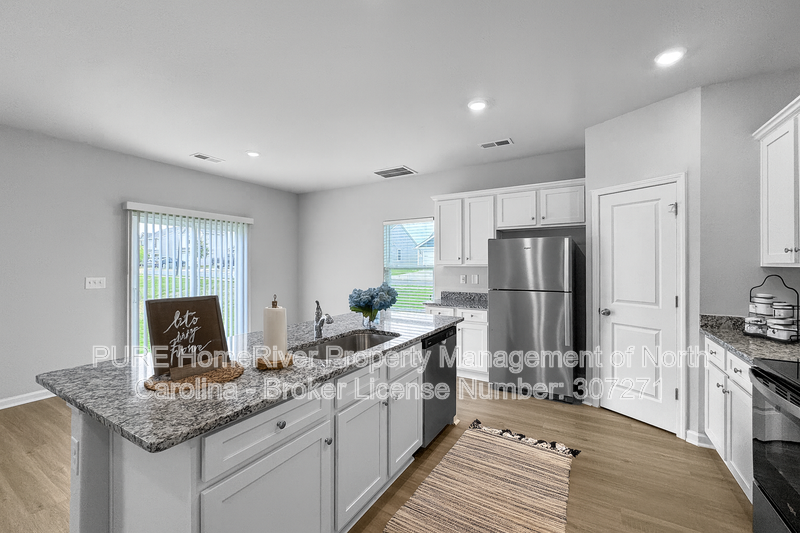 507 Maddox Dr - Photo 3 of 25