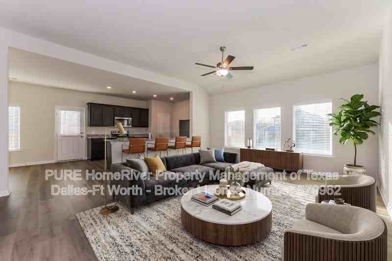 6569 Crosswood Ln - Photo 3 of 27