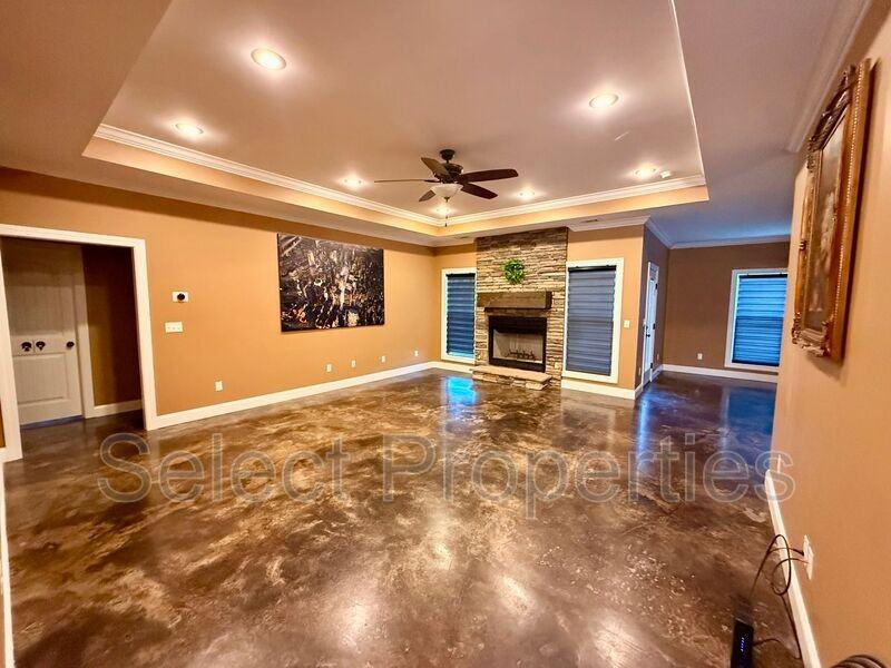 4893 Darr Hill Rd - Photo 2 of 22