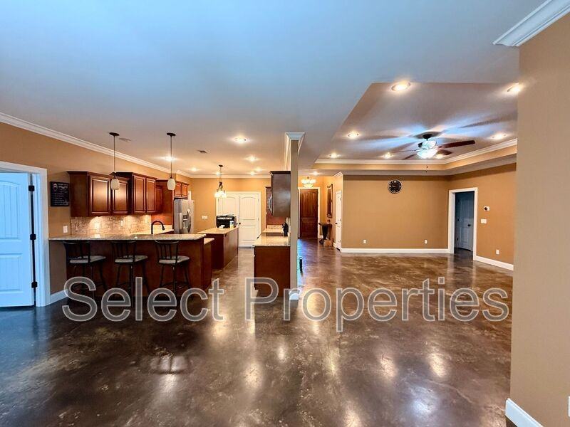 4893 Darr Hill Rd - Photo 4 of 22