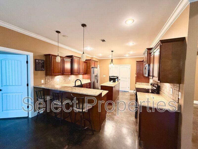 4893 Darr Hill Rd - Photo 6 of 22