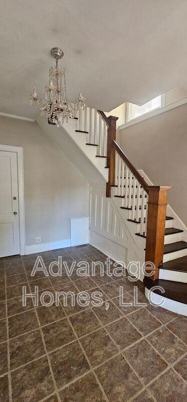 3808 Roanoke Rd - Photo 4 of 33