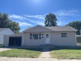 featured image of 2419 W 5th St