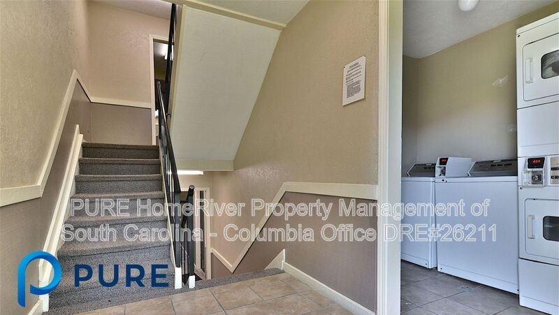 1311 Old Manor Rd - Photo 4 of 39