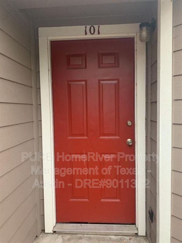 2907 Pearl St #101 - Photo 3 of 24